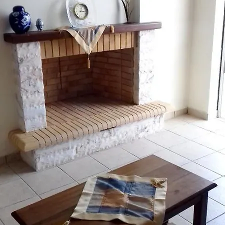 3 Bedrooms House At 100 M Away From The Beach With Sea View And Furnished Balcony Kiáton