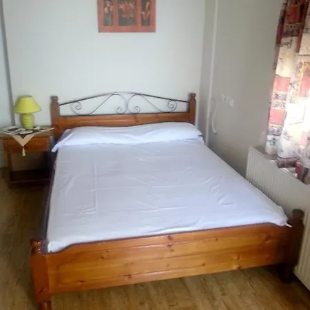 3 Bedrooms House At 100 M Away From The Beach With Sea View And Furnished Balcony Dom wakacyjny *